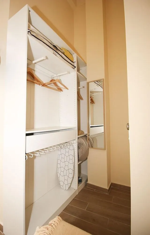 Deluxe Apartment In La Giralda Sewilla Hiszpania